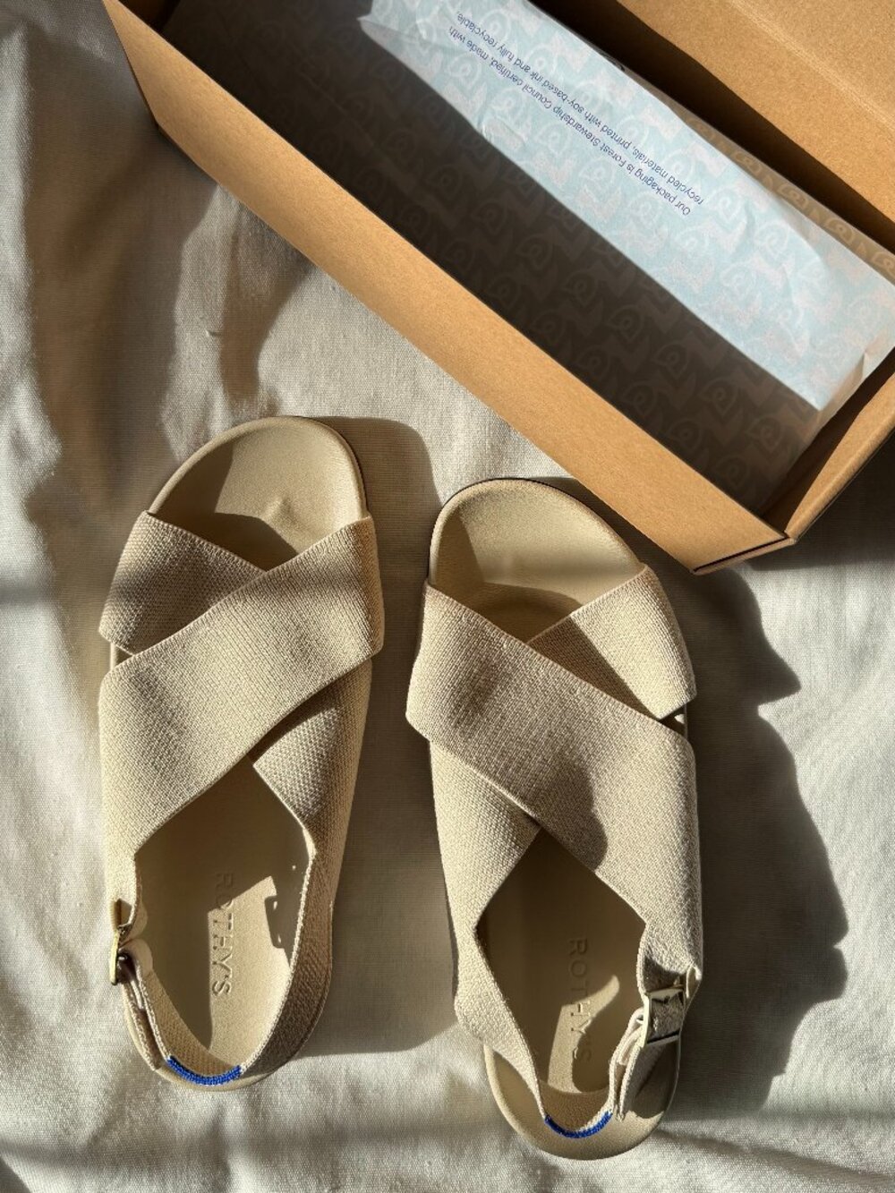 NIB Rothy's The Weekend Sandal in Coconut, Size 7